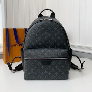 Louis Vuitton Discovery Backpack MM